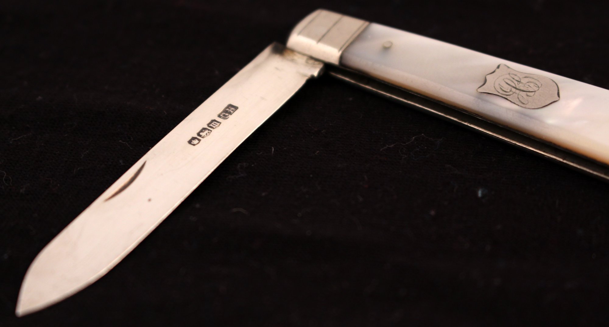 Antique silver pocket fruit knife with mother of pearl handle